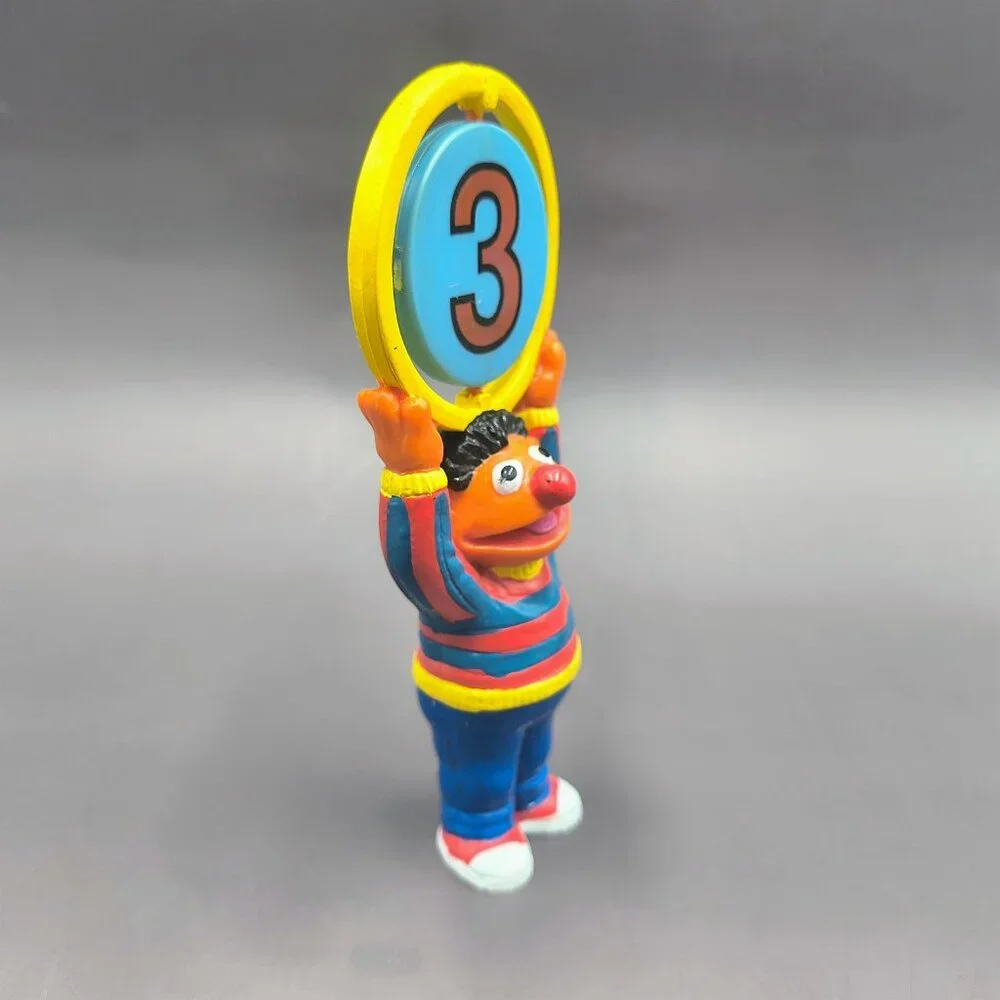 Applause vintage ernie